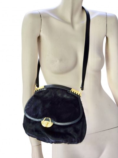 gucci-1021.jpg