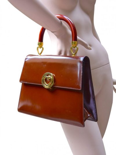 moschino-101.jpg