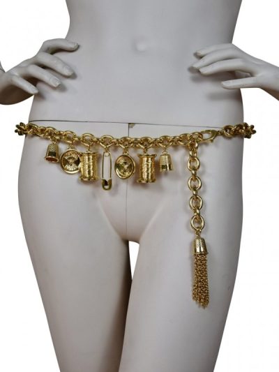 moschino-1221.jpg