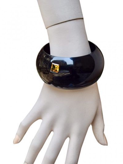 yves-saint-laurent-907.jpg